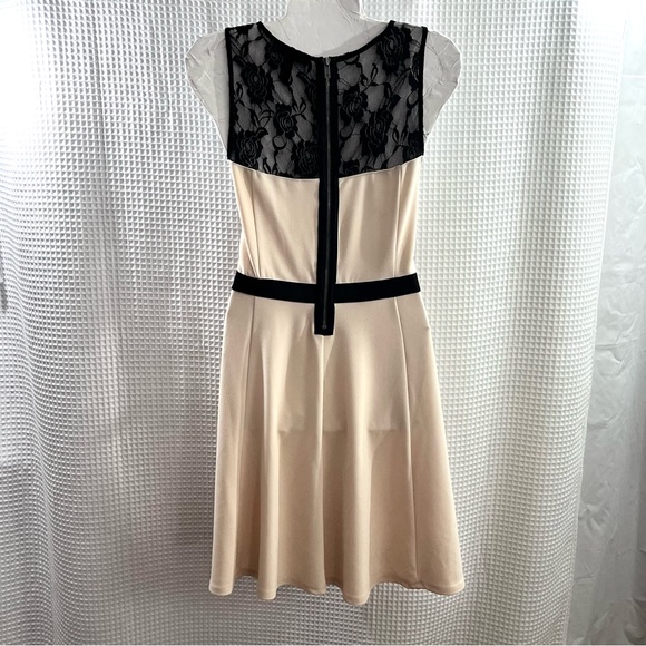 Material Girl ladies Cream and Black Mini Dress size XL - Picture 5 of 7